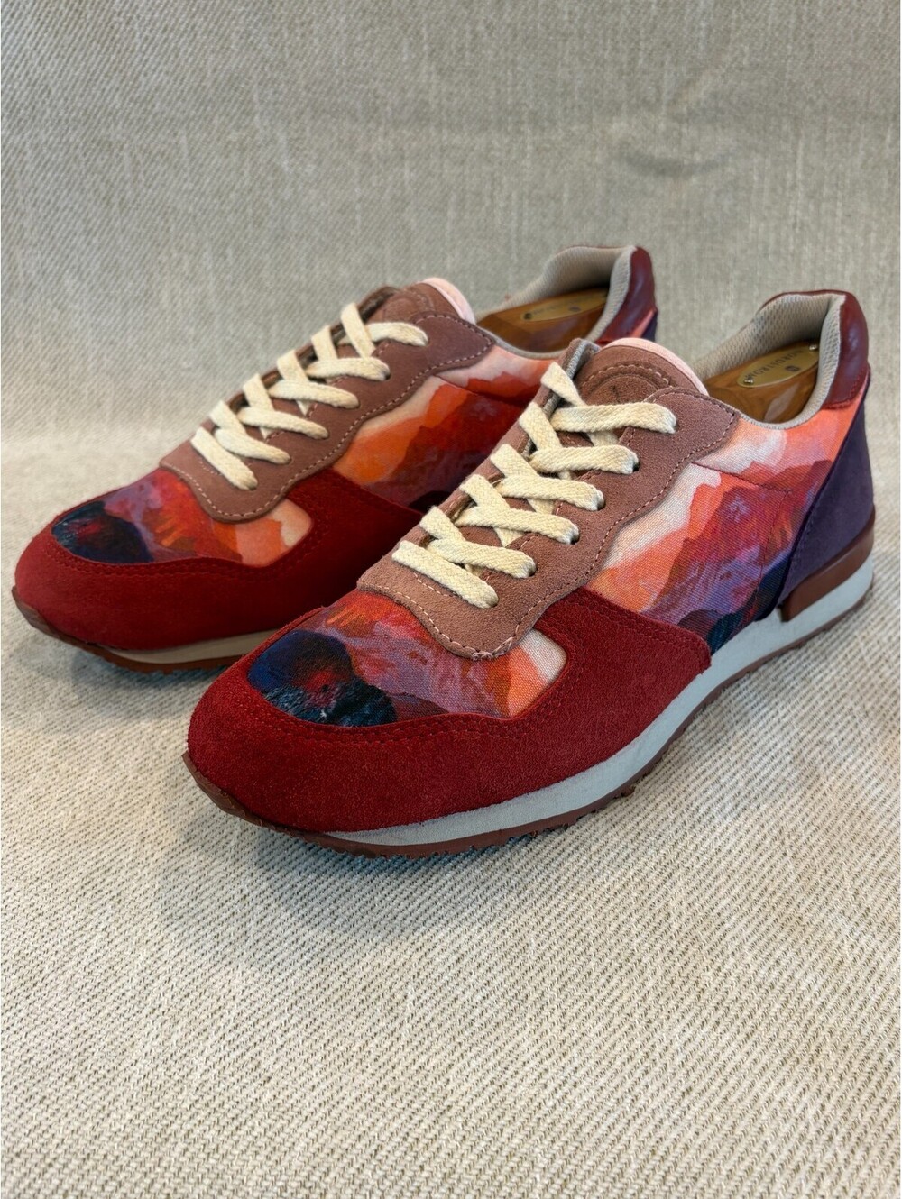 Inkkas Women's Jogger Andes Burgundy Suede Running Shoes Sneakers Size 9